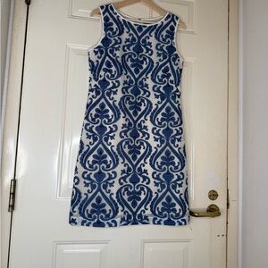 Jax Denim Blue and White Sheath Overlay Dress Scooped Neck Sleeveless SZ 6